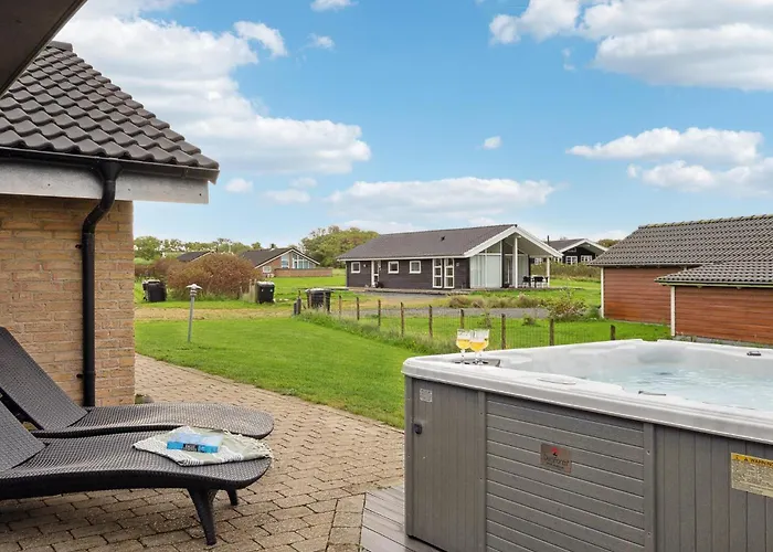 Three-bedroom In Dom wakacyjny